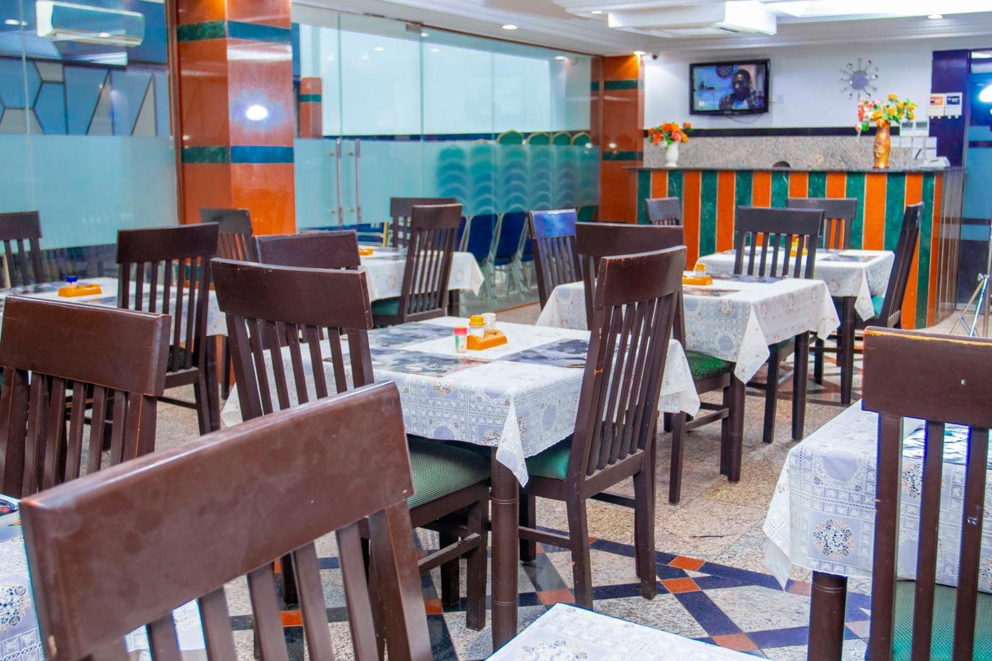 Sleep Inn Hotel - Kariakoo Dar es Salaam Buitenkant foto