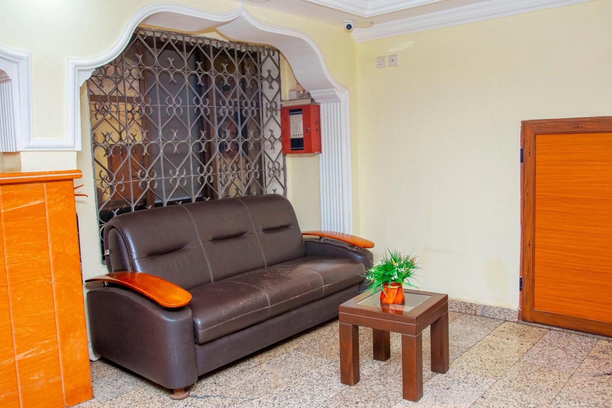 Sleep Inn Hotel - Kariakoo Dar es Salaam Buitenkant foto