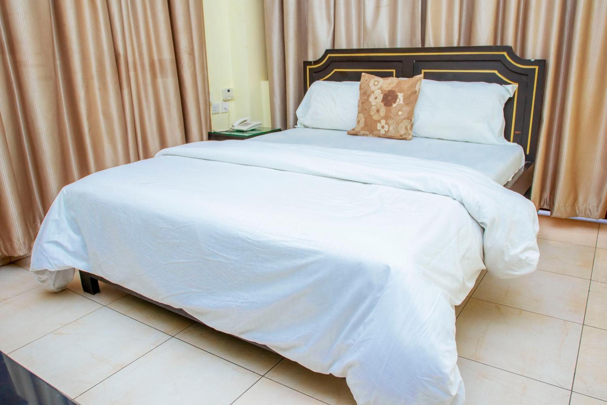 Sleep Inn Hotel - Kariakoo Dar es Salaam Buitenkant foto